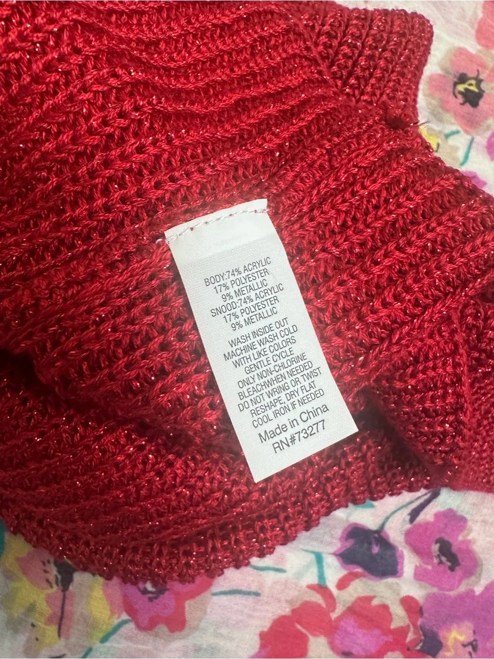 Cozy Women's Knit Infinity Scarf - Deep Red